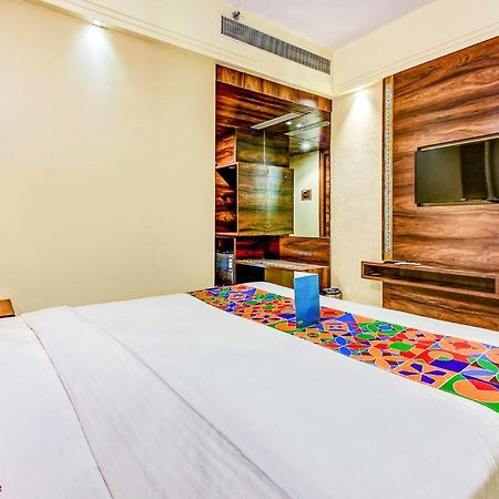 Hotel Crawford Inn Bombay Extérieur photo