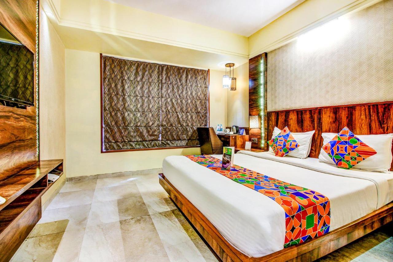 Hotel Crawford Inn Bombay Extérieur photo