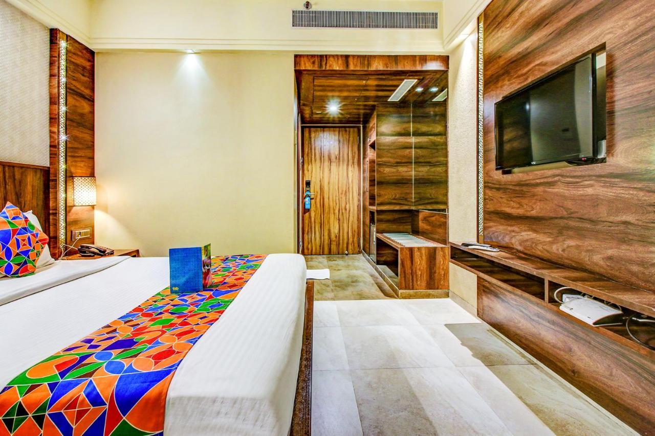 Hotel Crawford Inn Bombay Extérieur photo