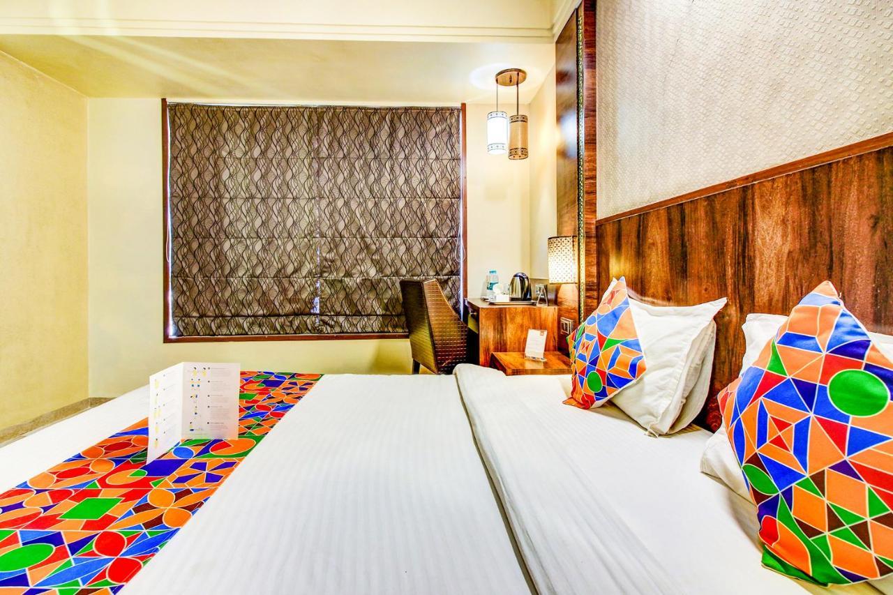 Hotel Crawford Inn Bombay Extérieur photo