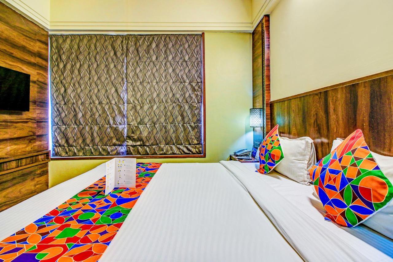 Hotel Crawford Inn Bombay Extérieur photo