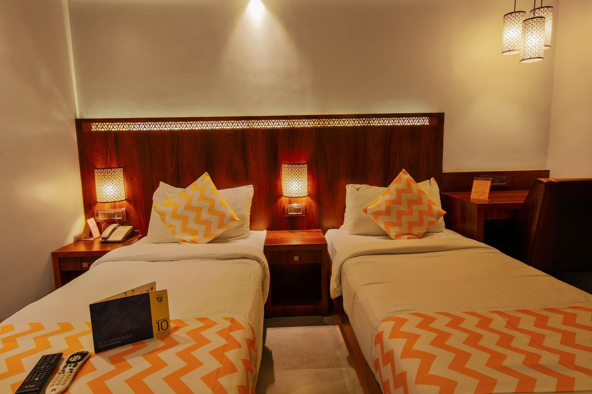 Hotel Crawford Inn Bombay Extérieur photo