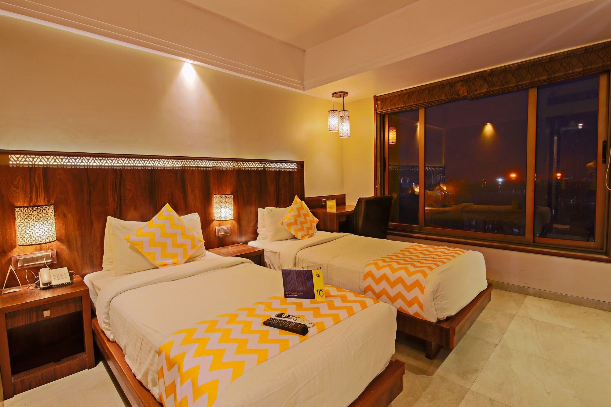 Hotel Crawford Inn Bombay Extérieur photo