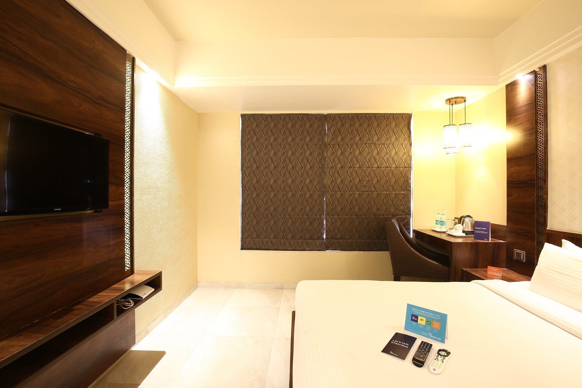 Hotel Crawford Inn Bombay Extérieur photo